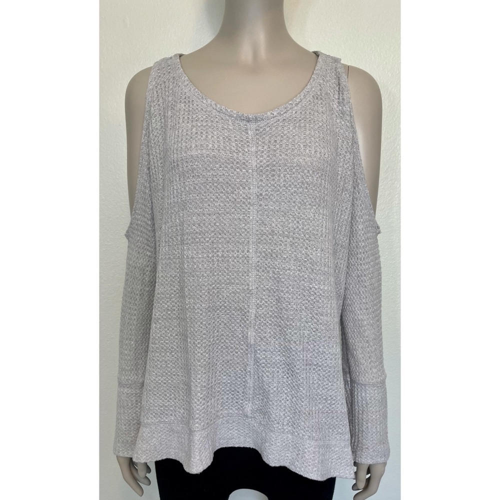 Signify Grey Knit Cold Shoulder Top - Picture 2 of 12